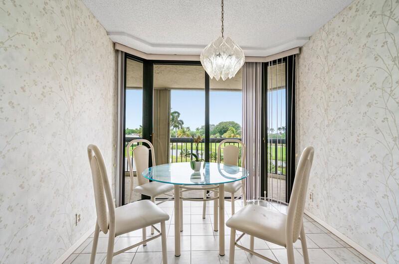 LANDS OF THE PRESIDENT/CO - Residential