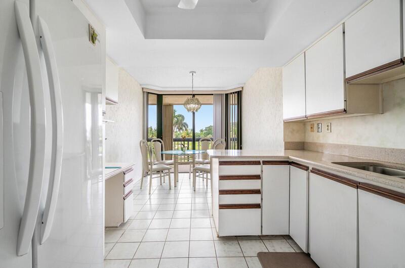 LANDS OF THE PRESIDENT/CO - Residential