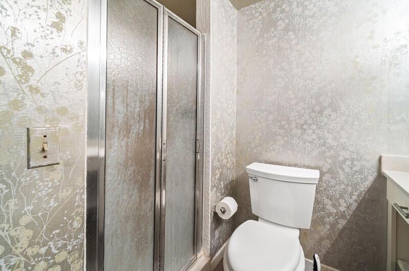 LANDS OF THE PRESIDENT/CO - Residential