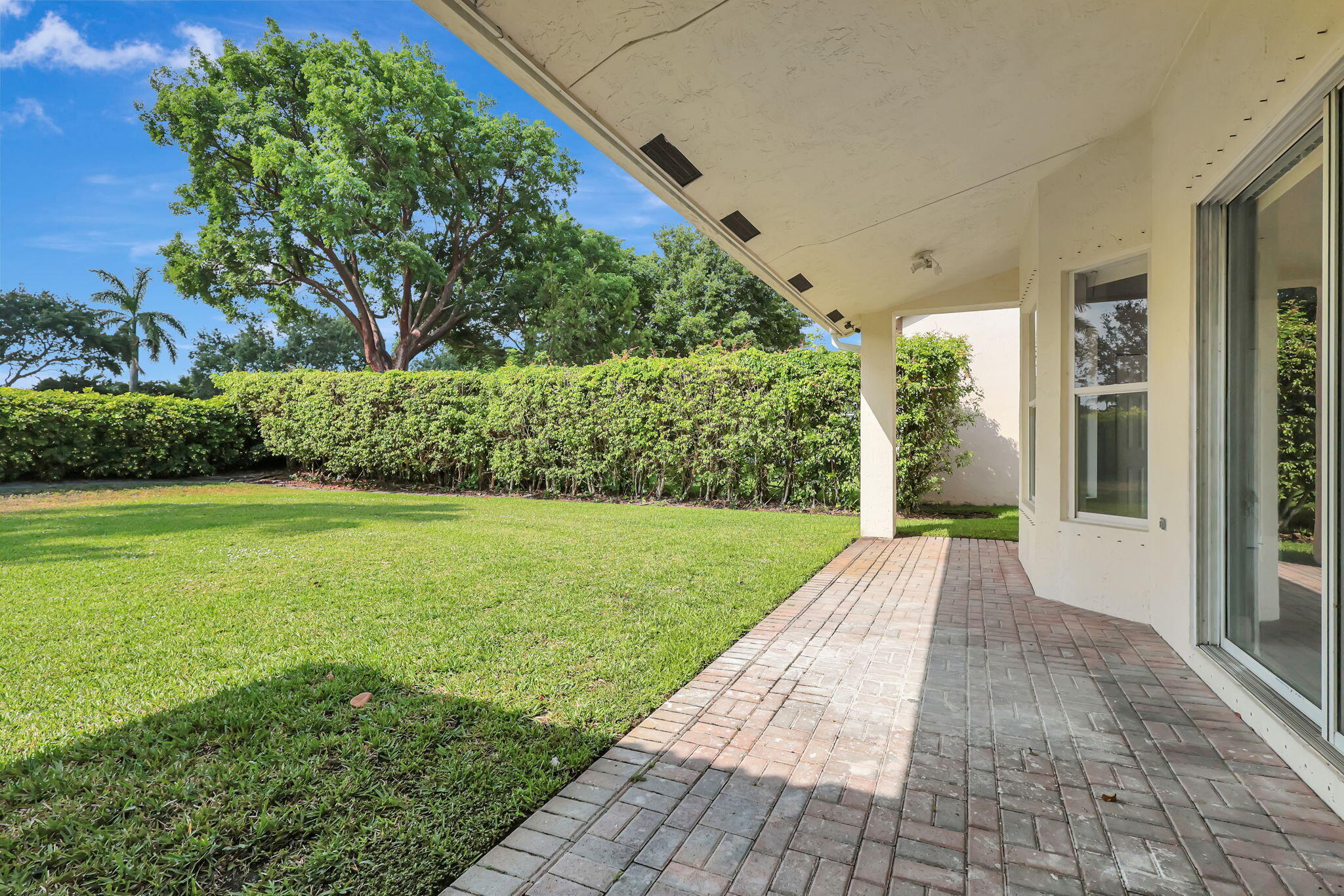 ISLES AT WELLINGTON 1 - Residential Lease