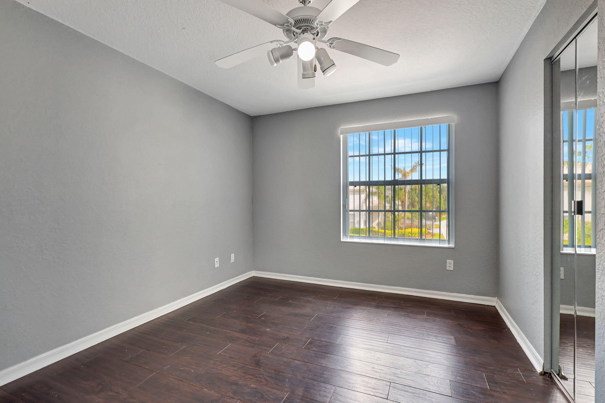ISLES AT WELLINGTON 1 - Residential Lease