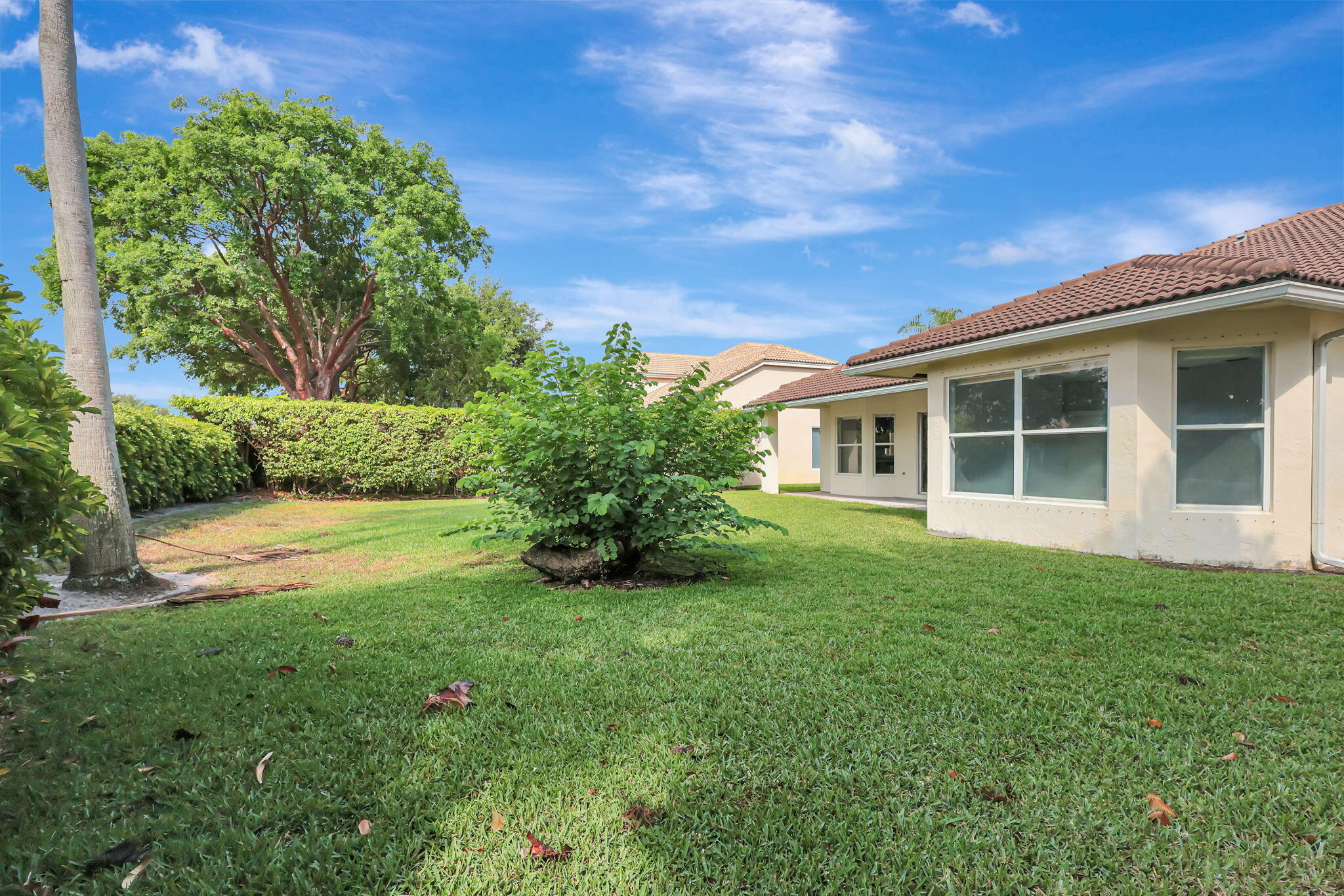 ISLES AT WELLINGTON 1 - Residential Lease