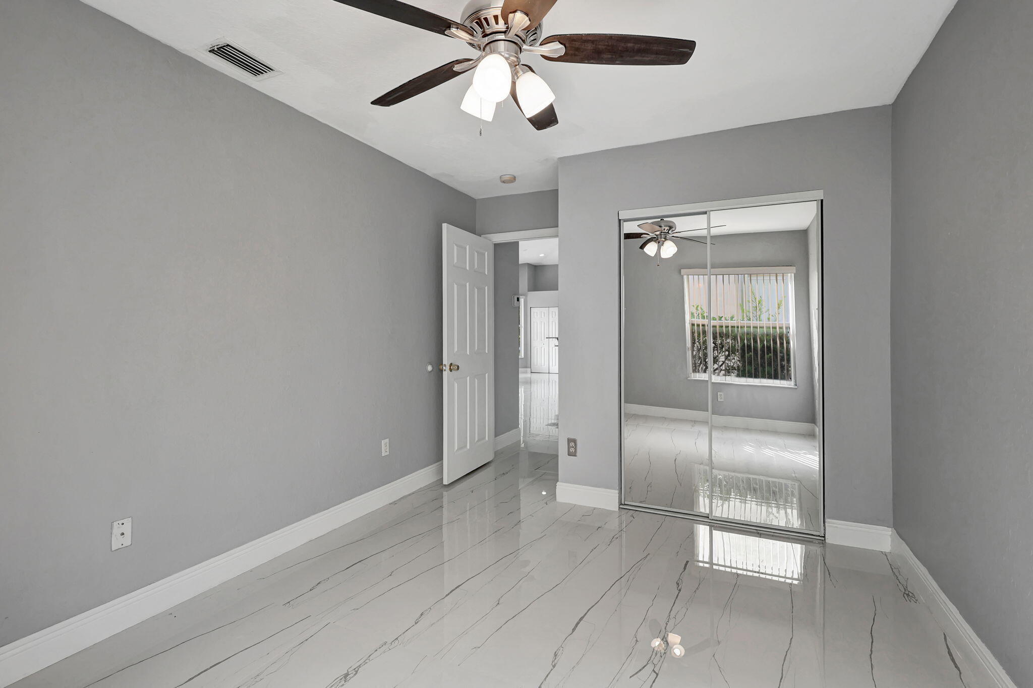 ISLES AT WELLINGTON 1 - Residential Lease