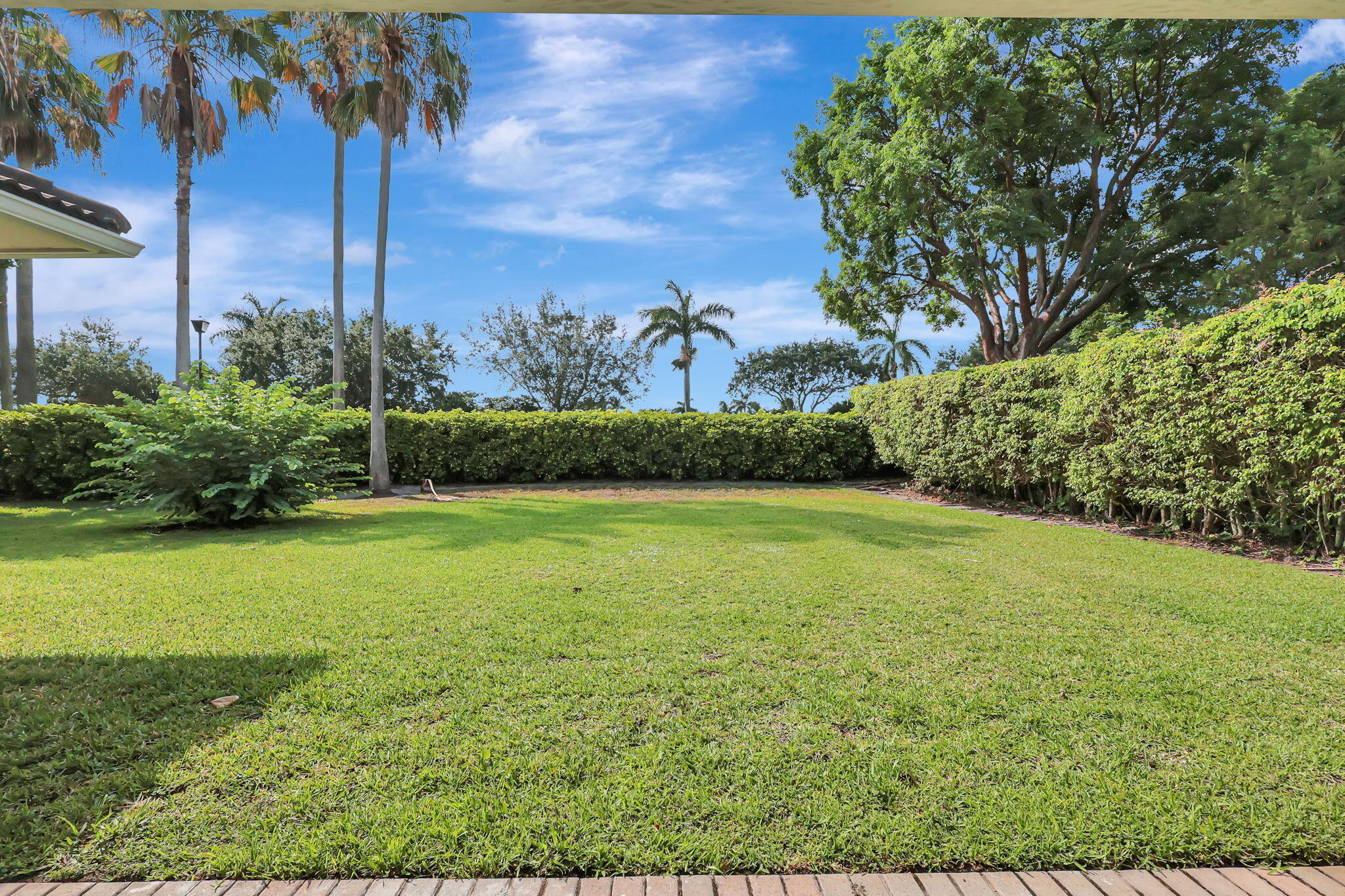 ISLES AT WELLINGTON 1 - Residential Lease