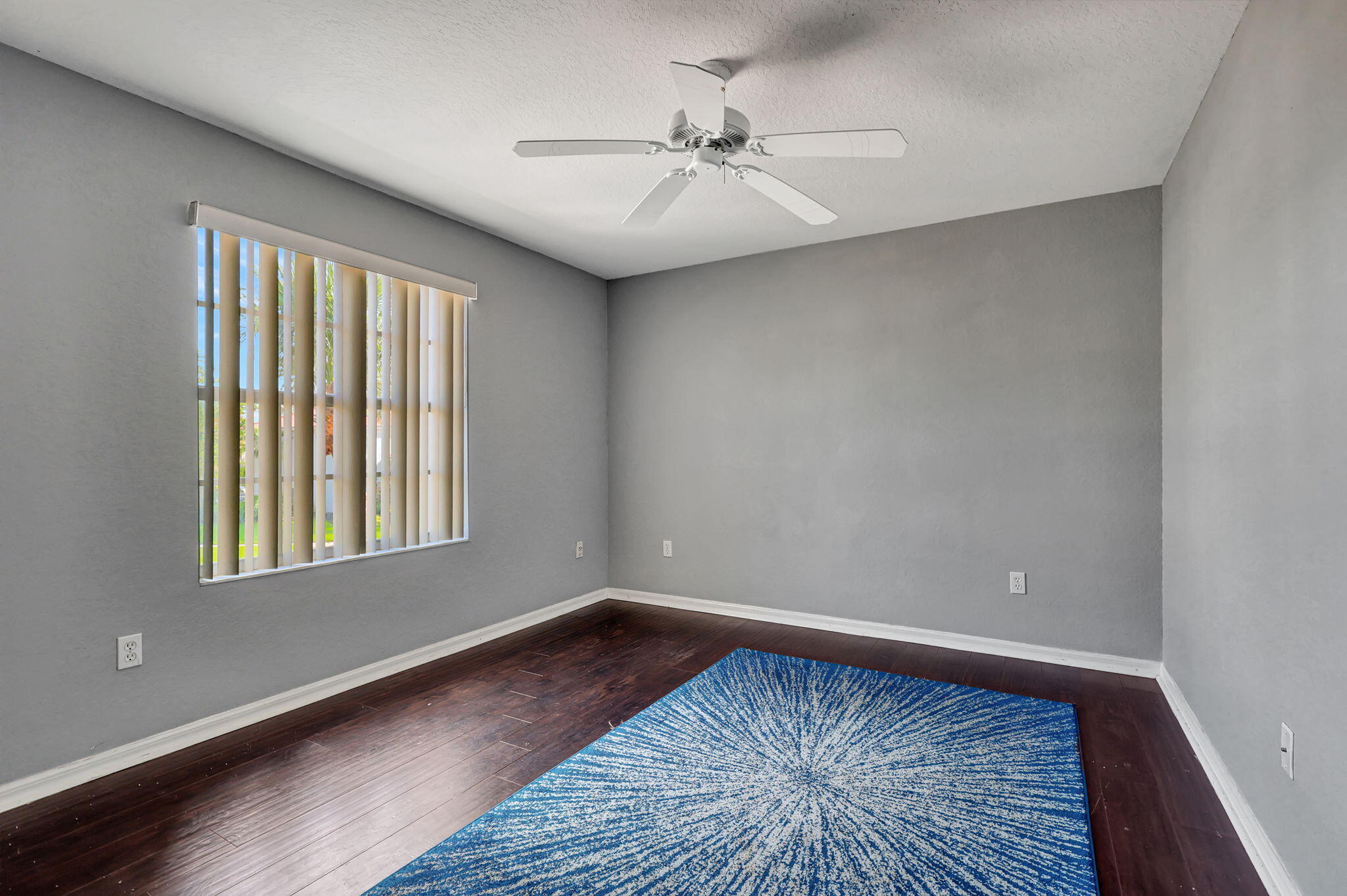ISLES AT WELLINGTON 1 - Residential Lease