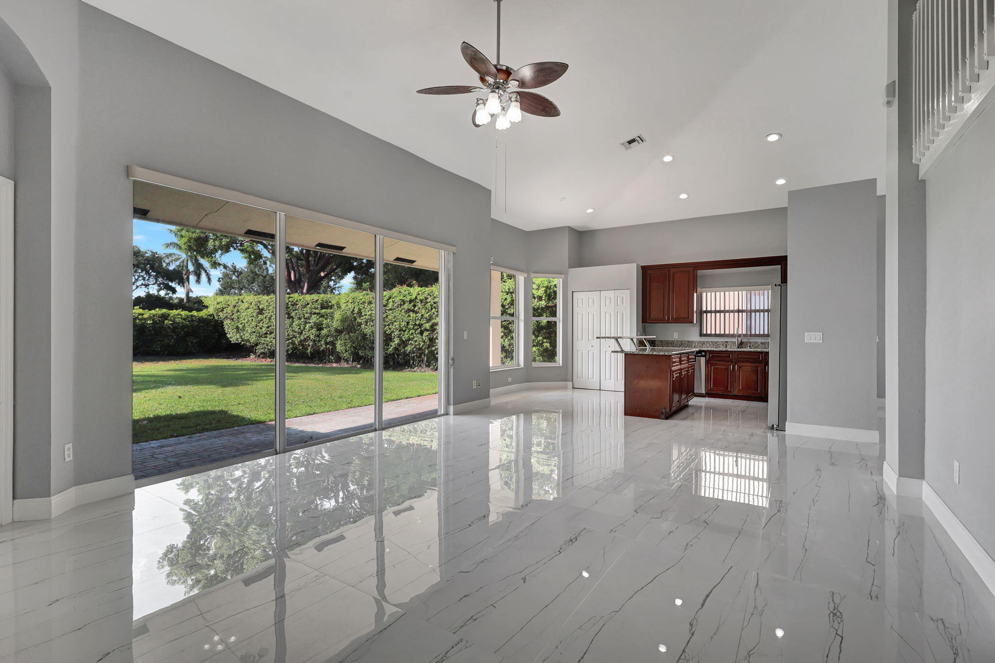 ISLES AT WELLINGTON 1 - Residential Lease