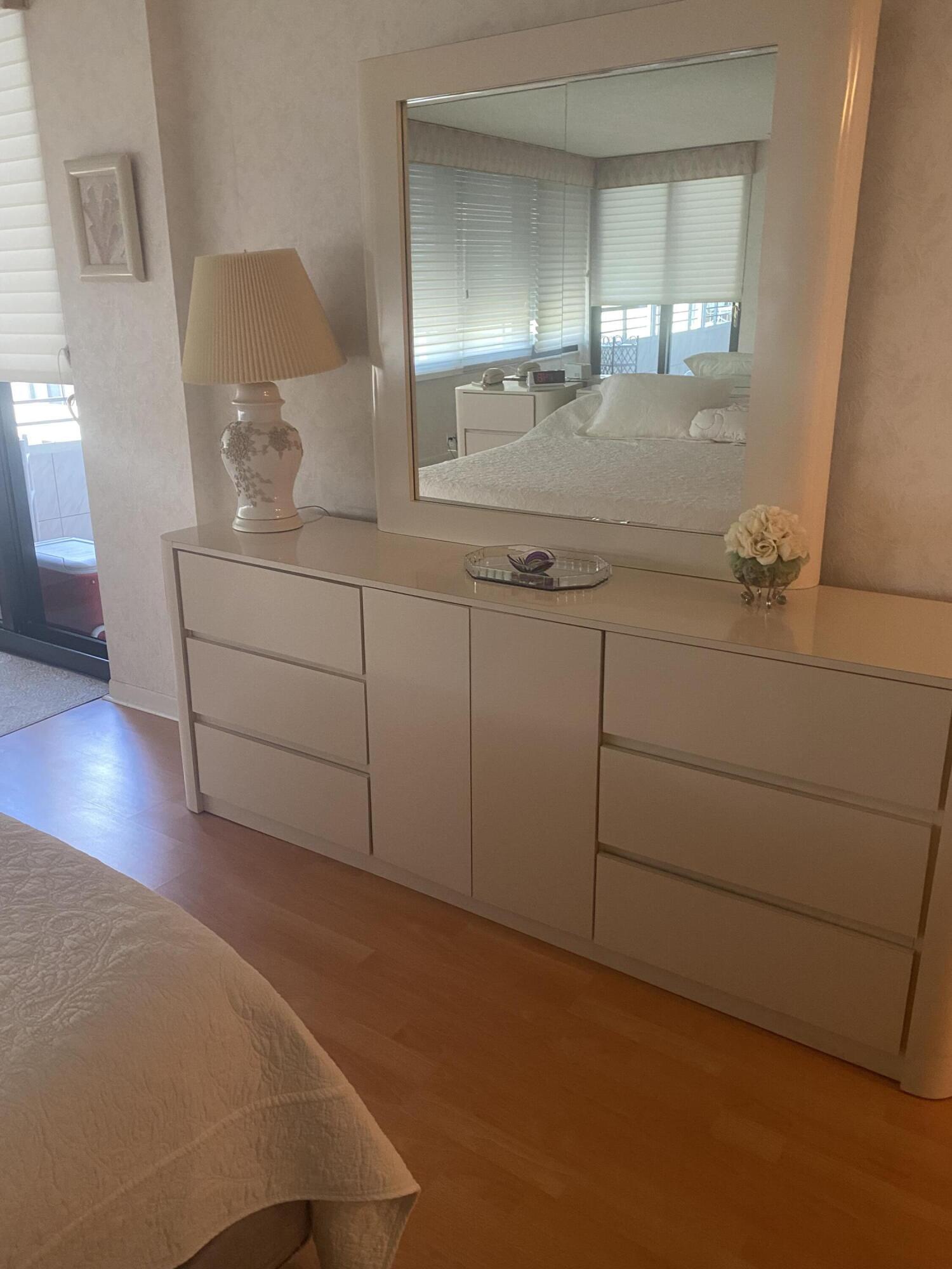 MAYFAIR HOUSE CONDO - Residential Lease