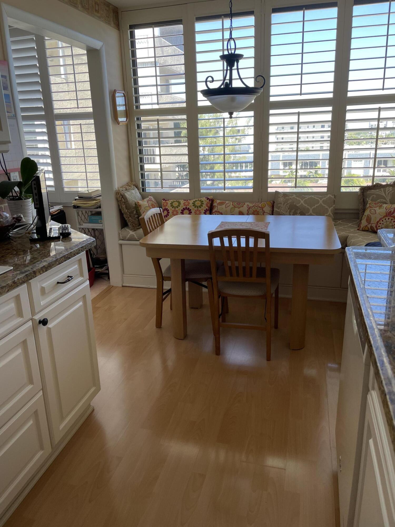 MAYFAIR HOUSE CONDO - Residential Lease