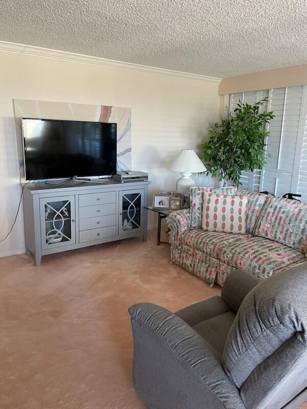 MAYFAIR HOUSE CONDO - Residential Lease