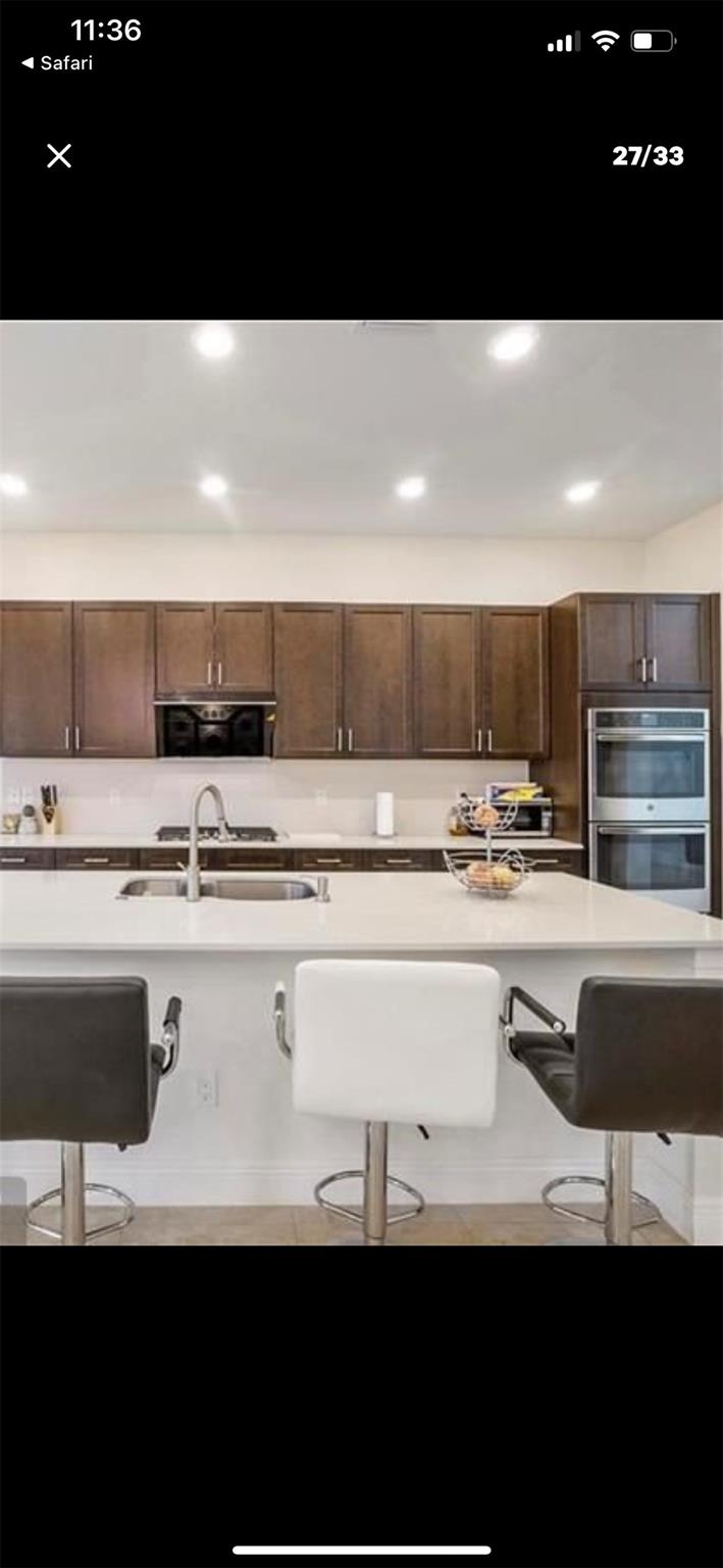 Parkland Bay 183-49 B - Residential