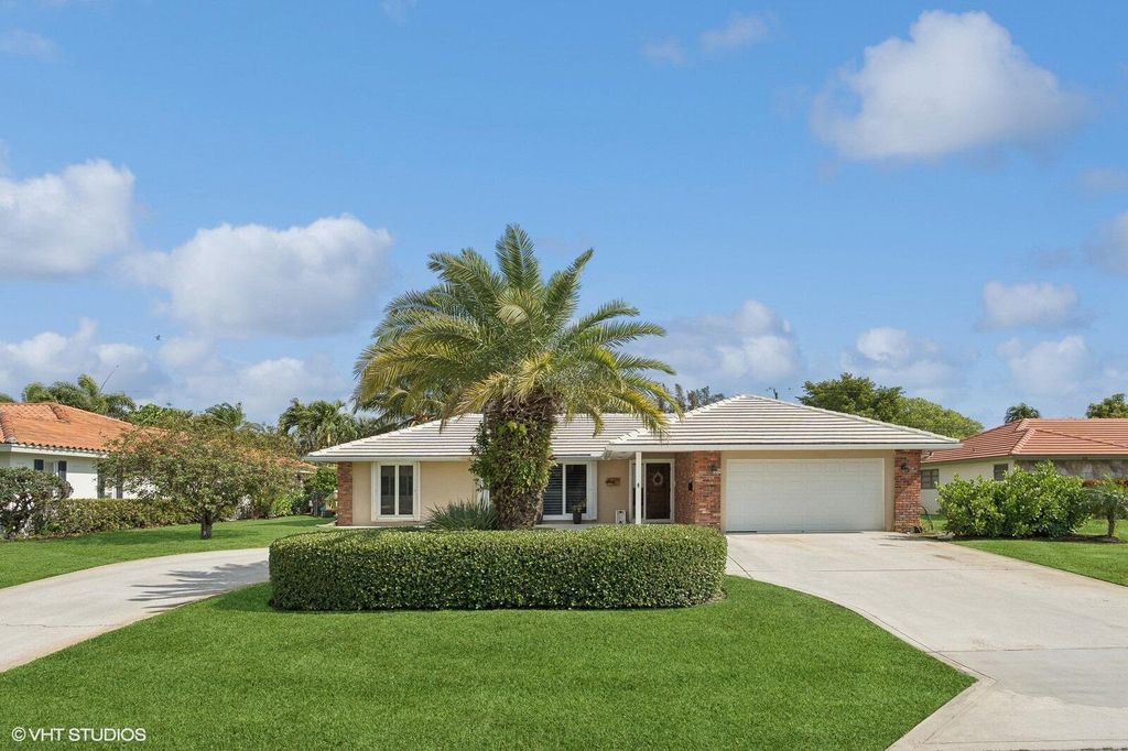 Photo of 232 Sudbury Drive, Atlantis, FL 33462 (MLS # R10976109)