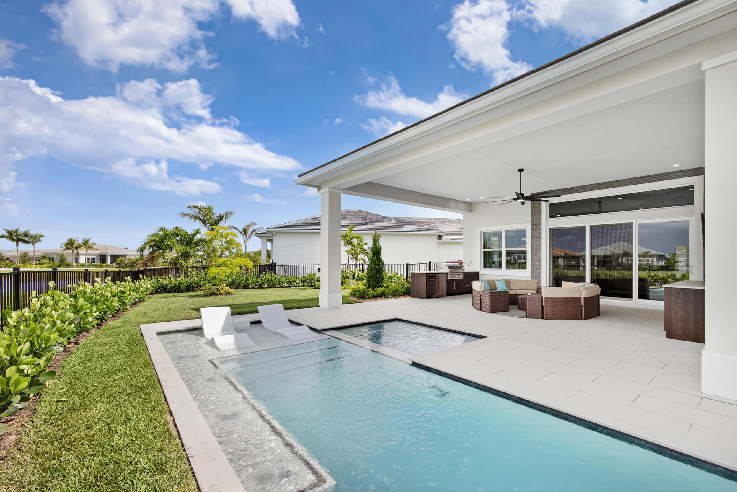 Avenir - Regency - Residential