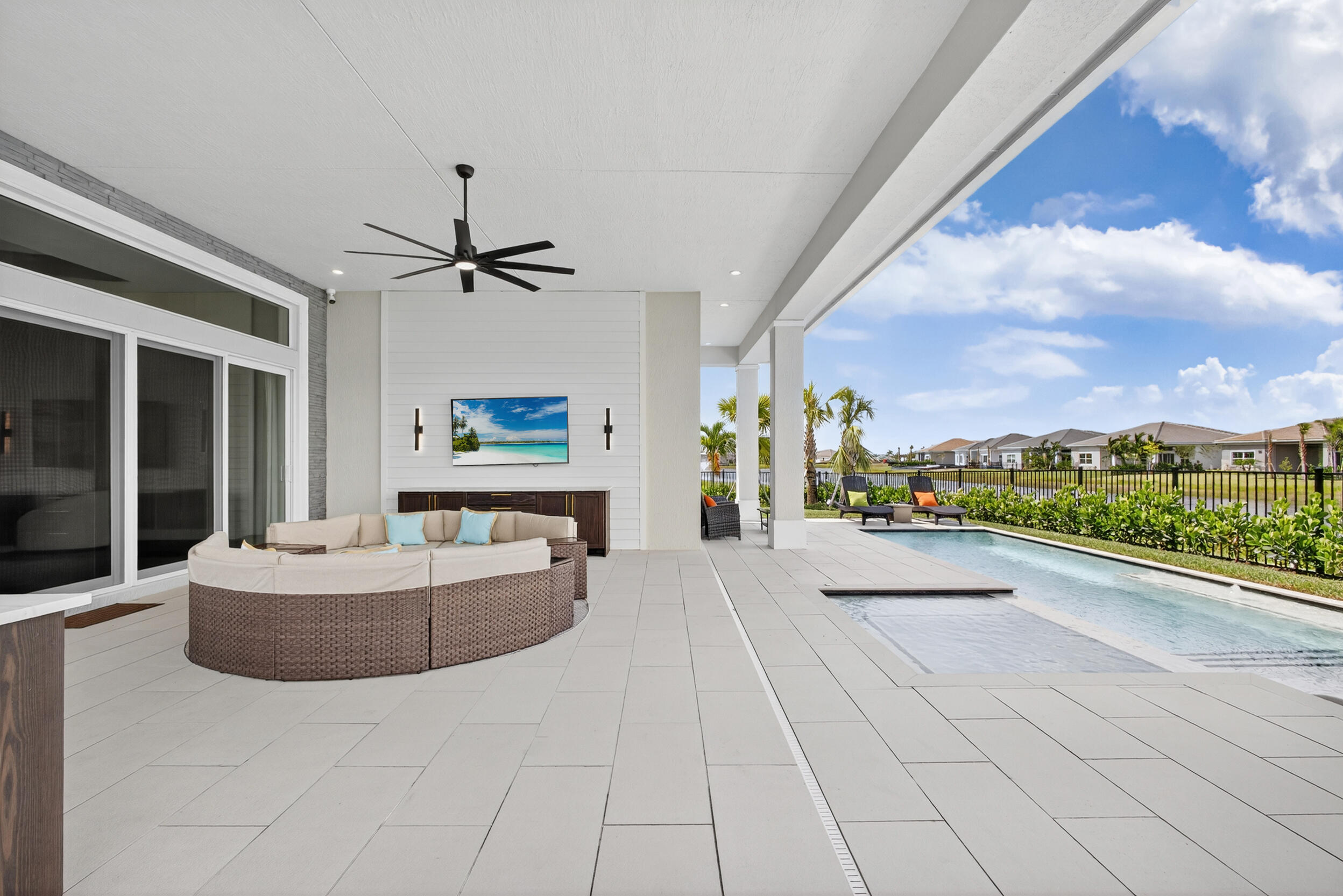 Avenir - Regency - Residential