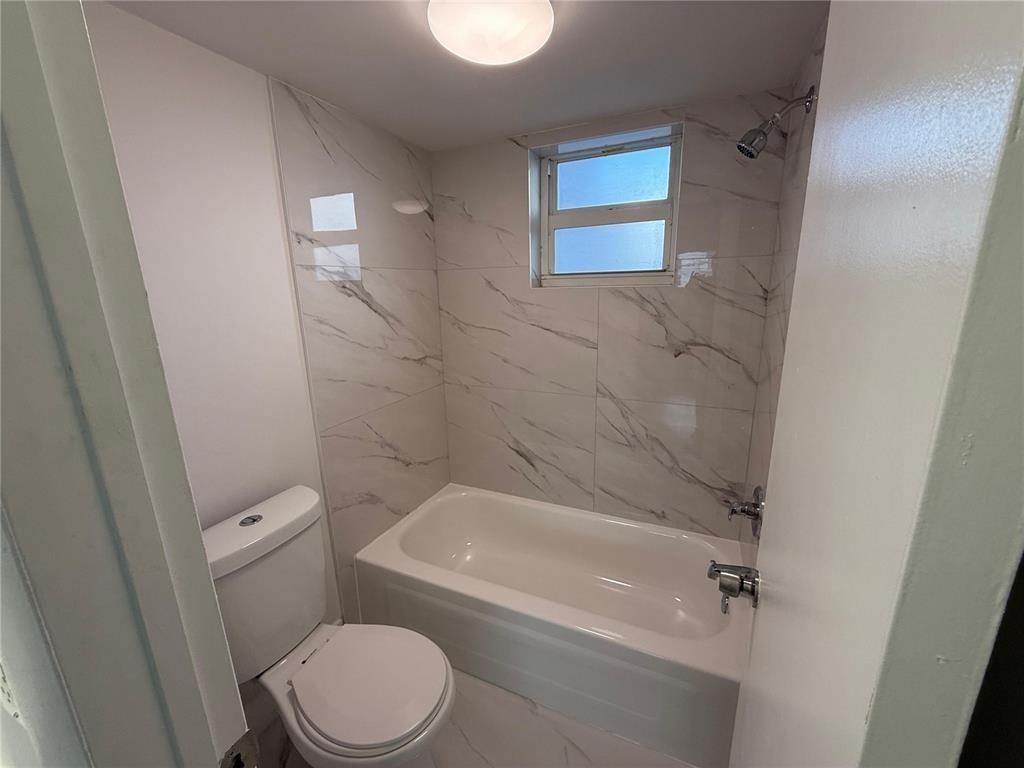 Eastern Shores 2nd Add - Residential Lease