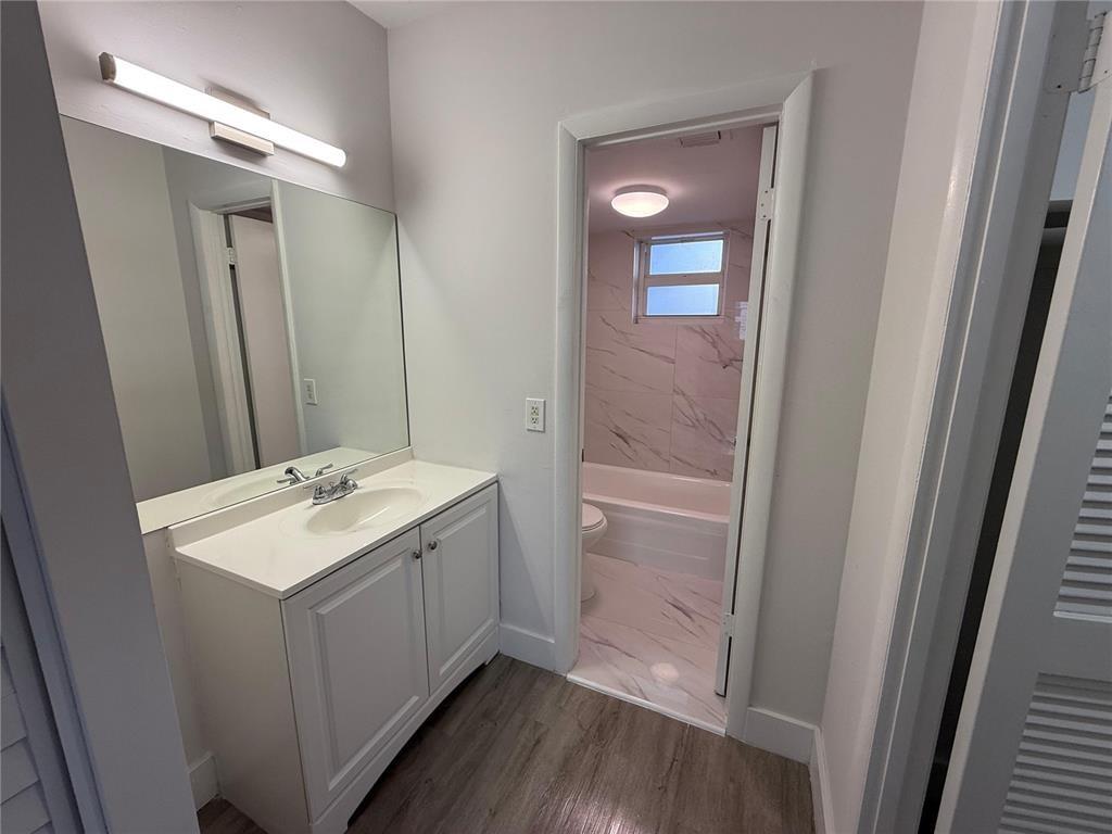 Eastern Shores 2nd Add - Residential Lease