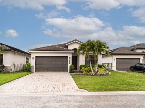 7552 Moonrise Drive Greenacres FL 33467