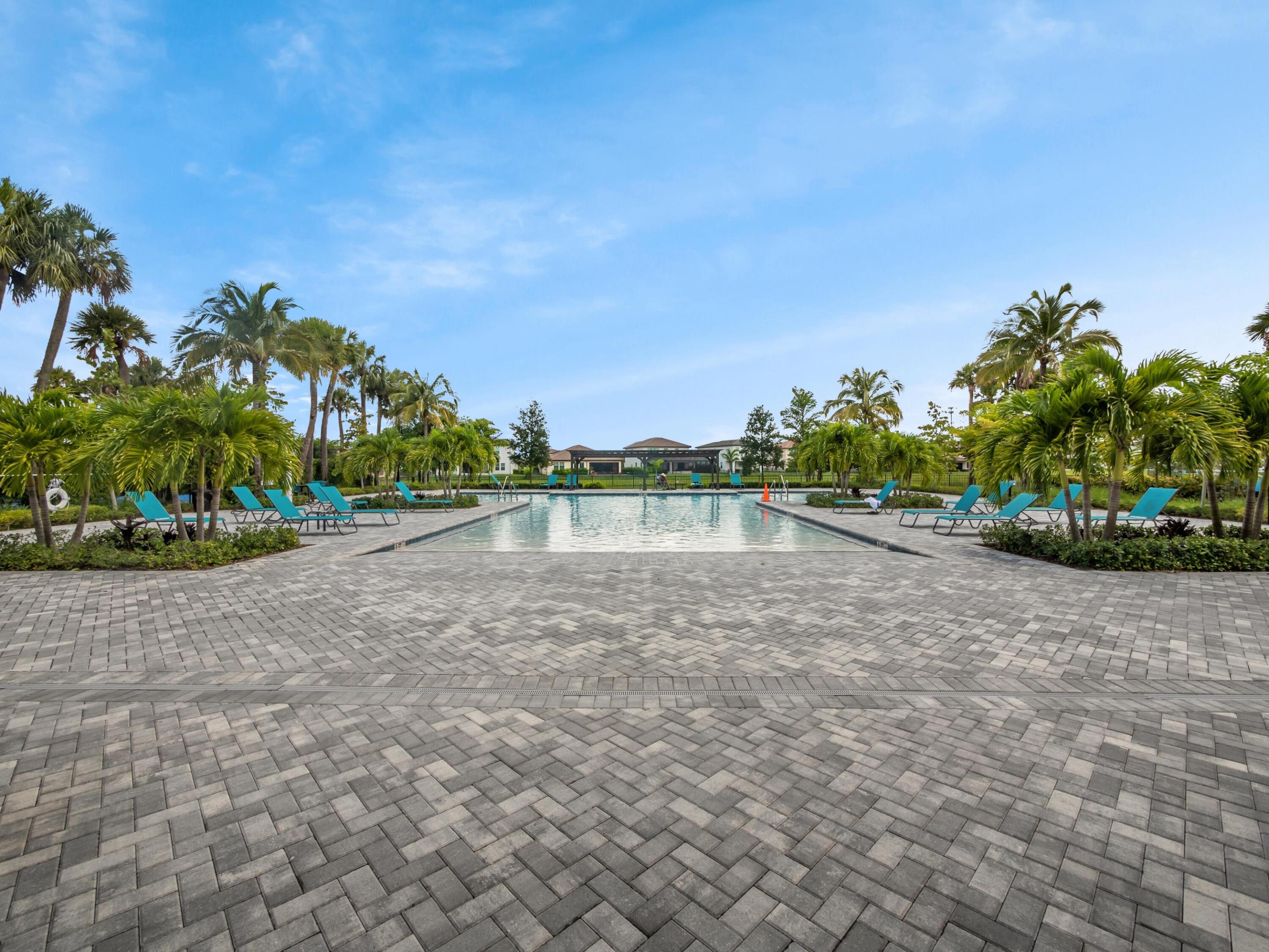 CRESTWOOD NORTH - Residential