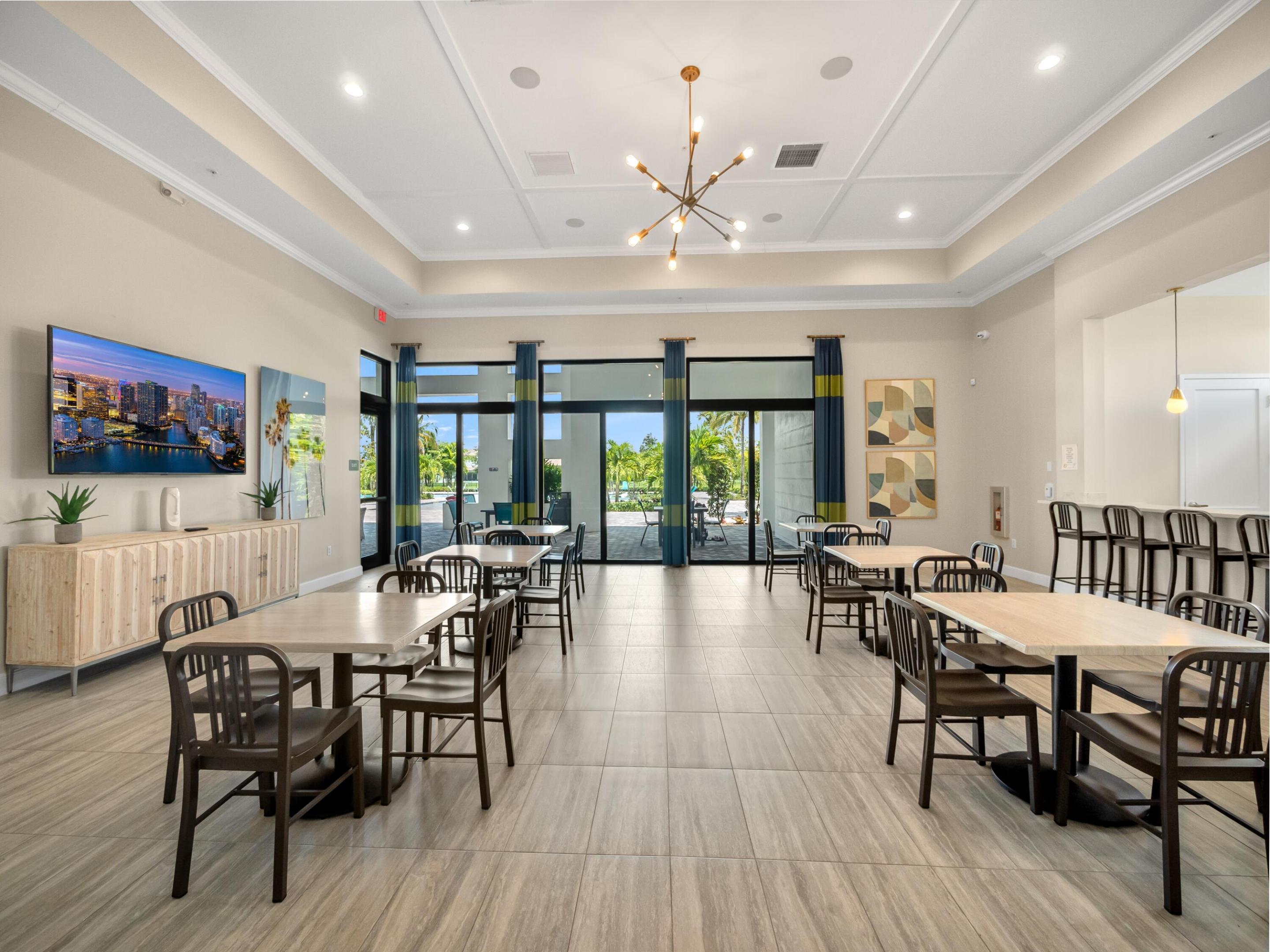 CRESTWOOD NORTH - Residential