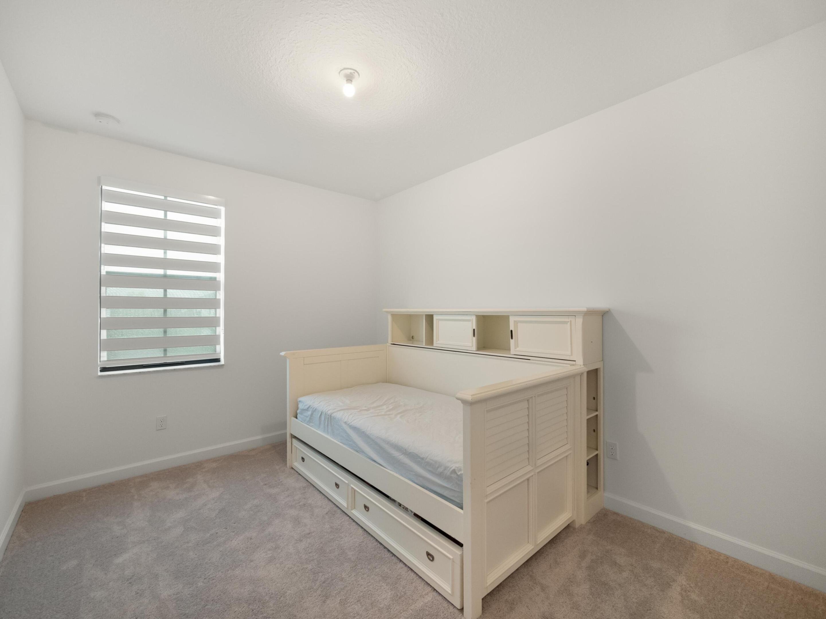 CRESTWOOD NORTH - Residential