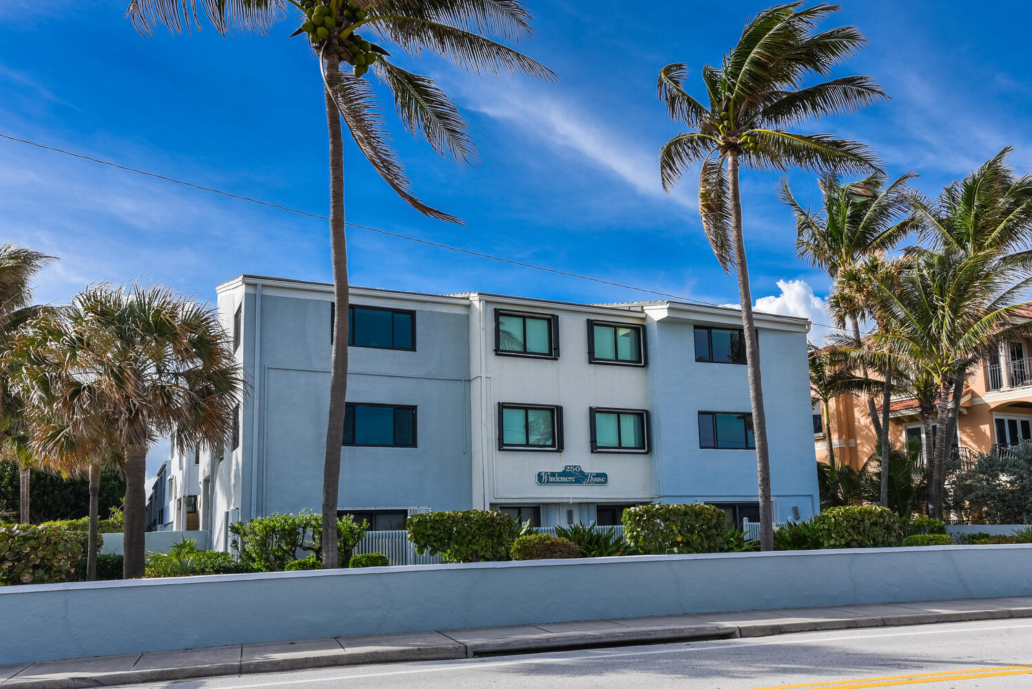 250 S Ocean Boulevard 275