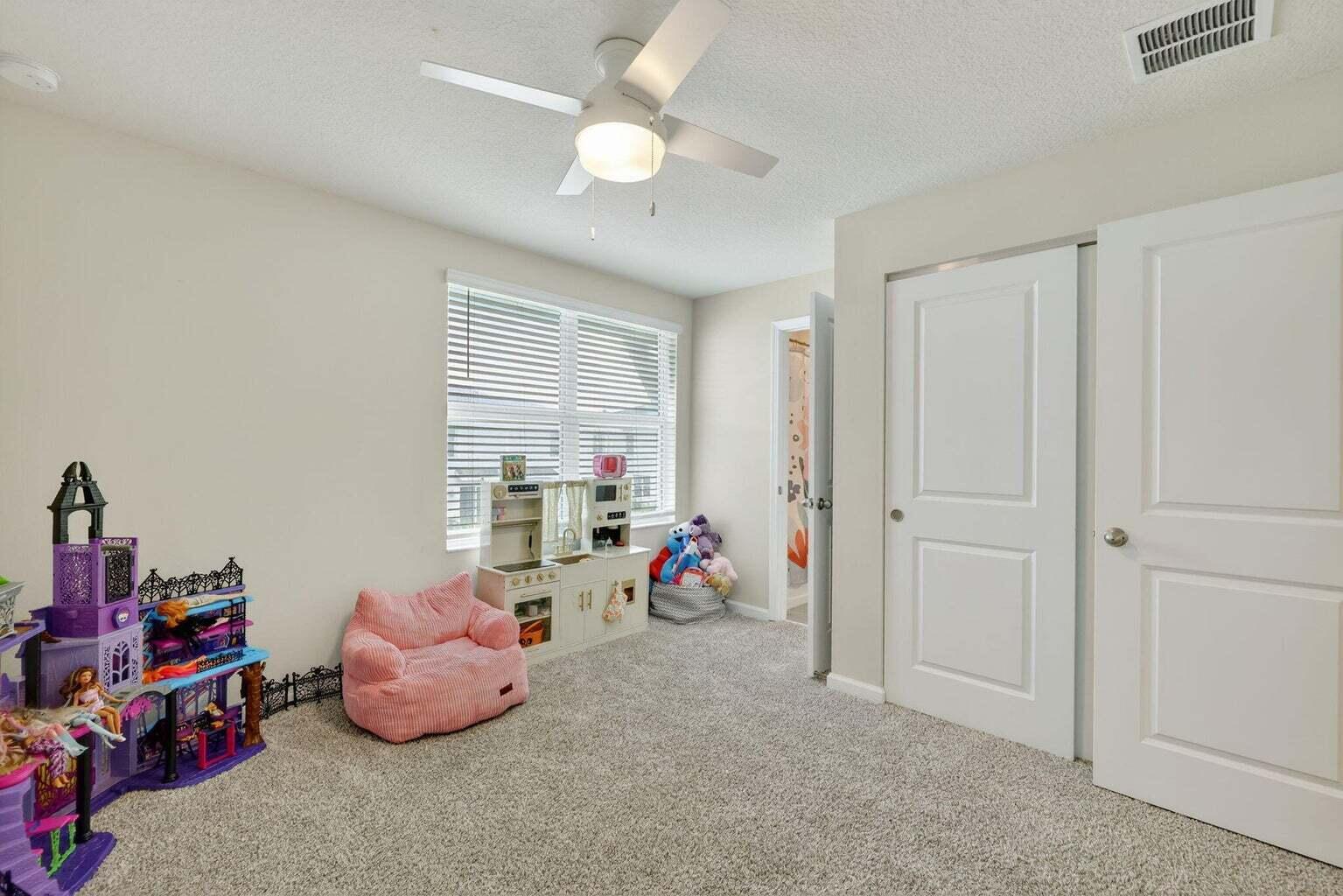 Edgewater Pointe - Residential Lease