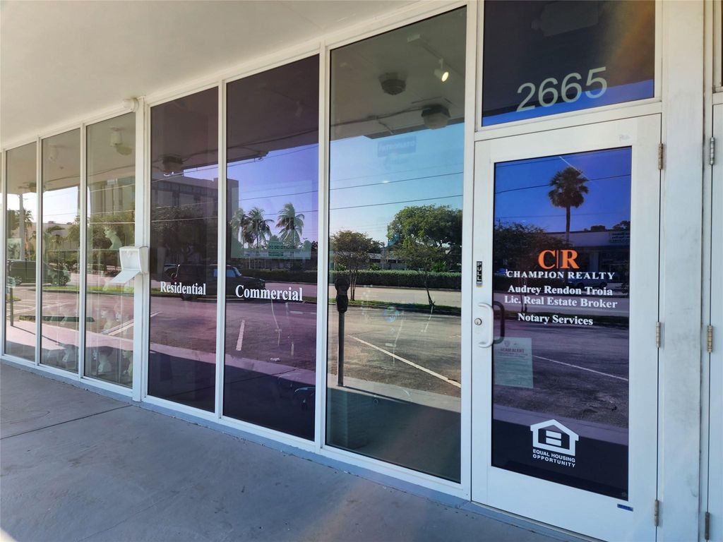 Photo of 2665 E Oakland Park Boulevard, Fort Lauderdale, FL 33306 (MLS # F10505782)