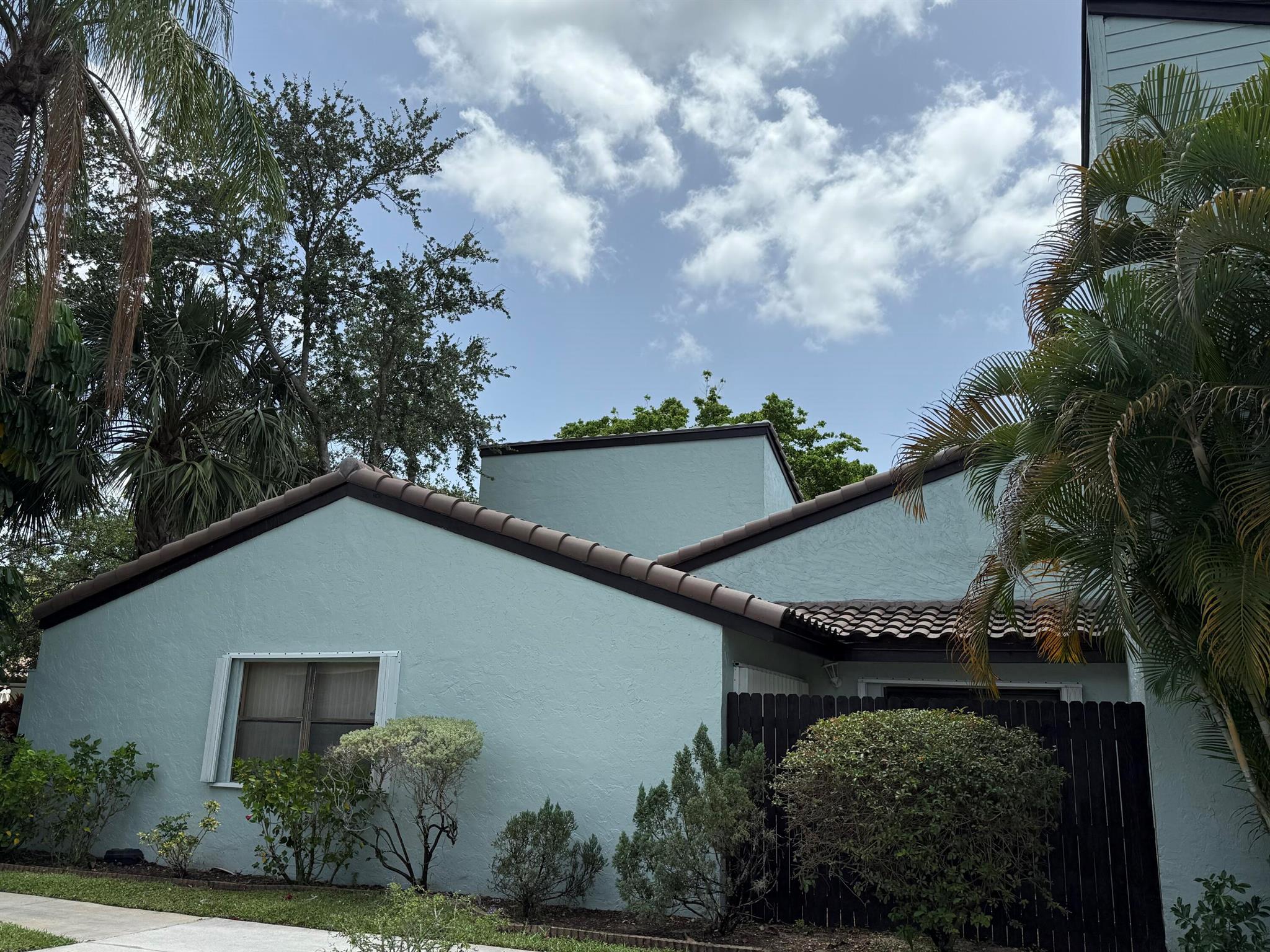 22362 Pineapple Walk Drive