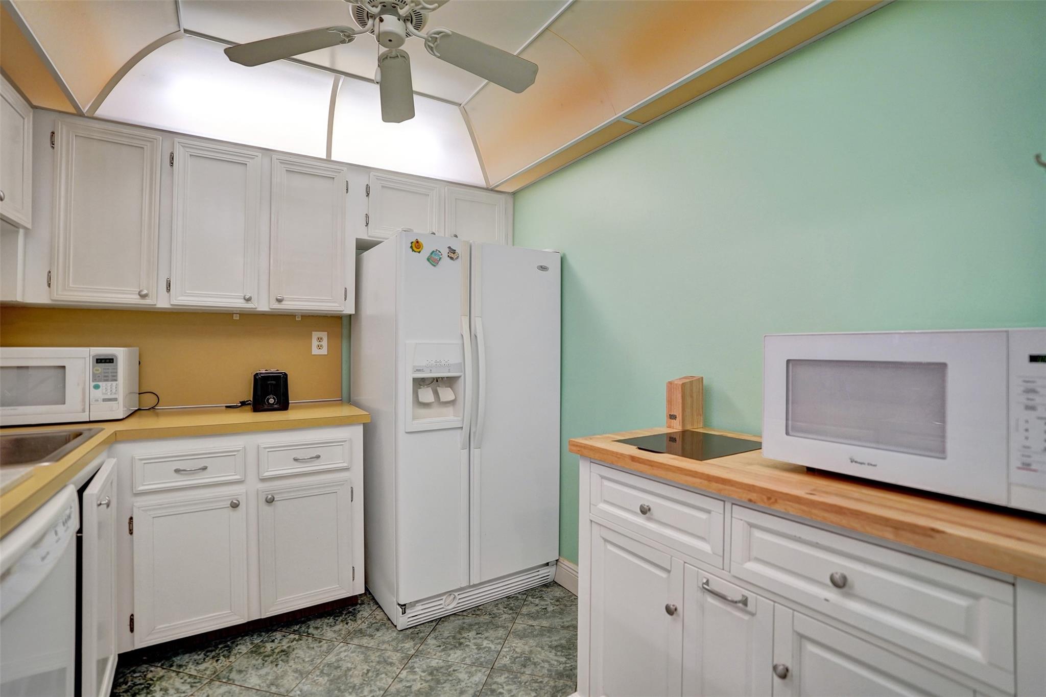 Oakbrook Village - Residential