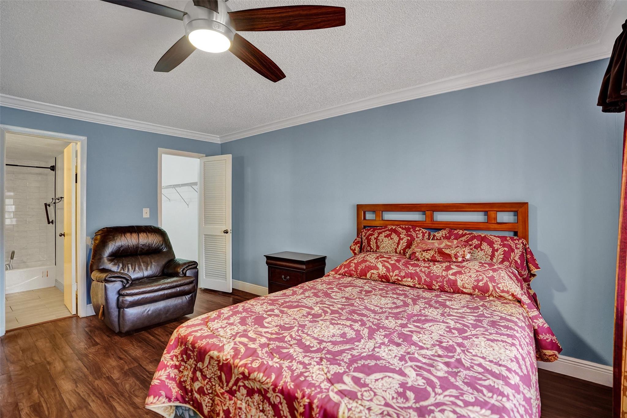 Oakbrook Village - Residential