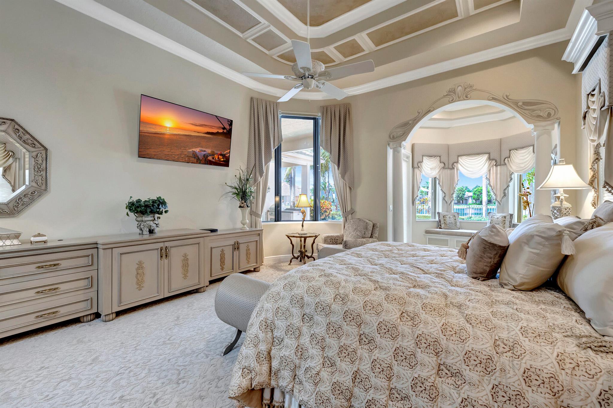 VERSAILLES - Residential