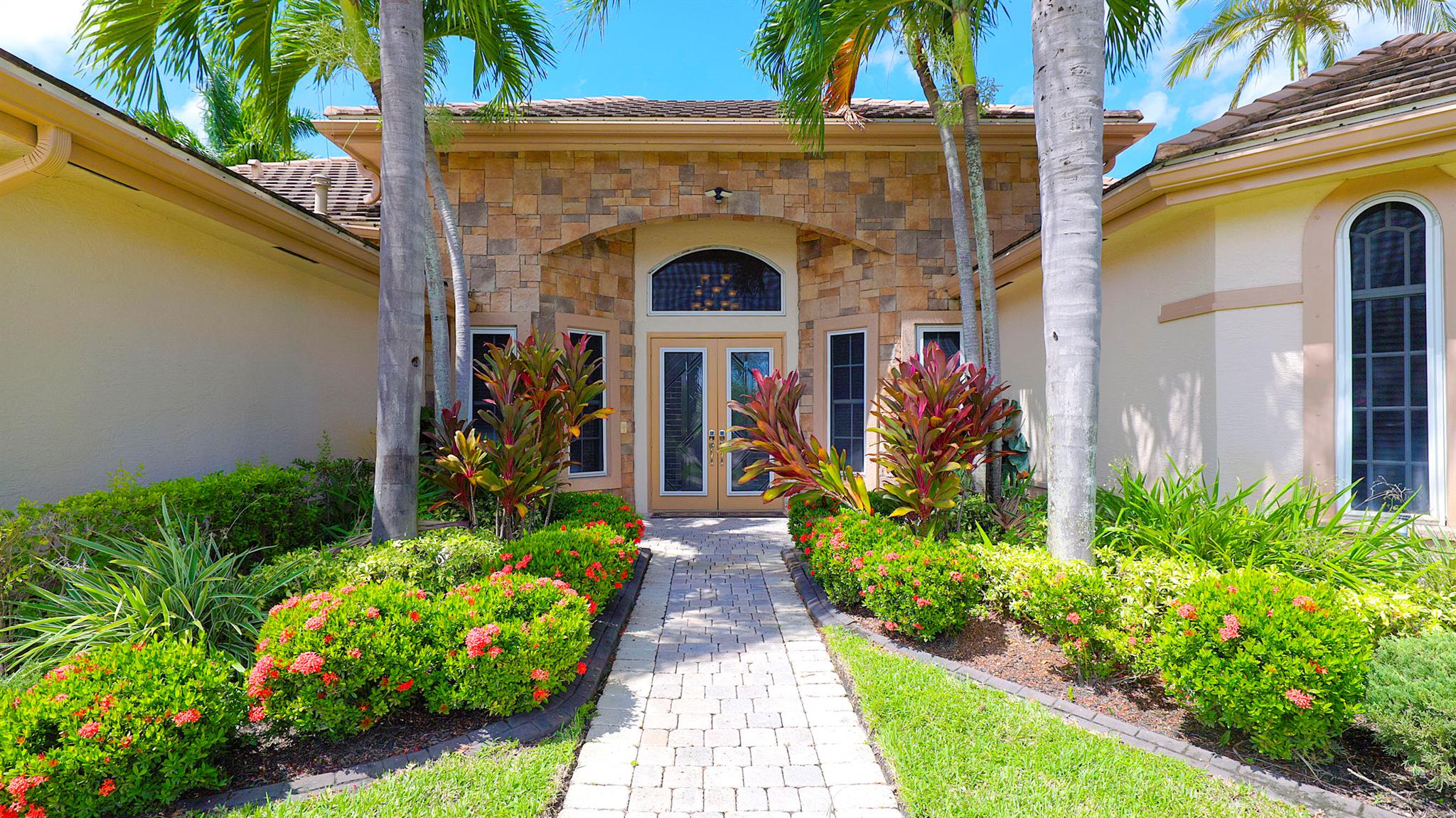 VERSAILLES - Residential