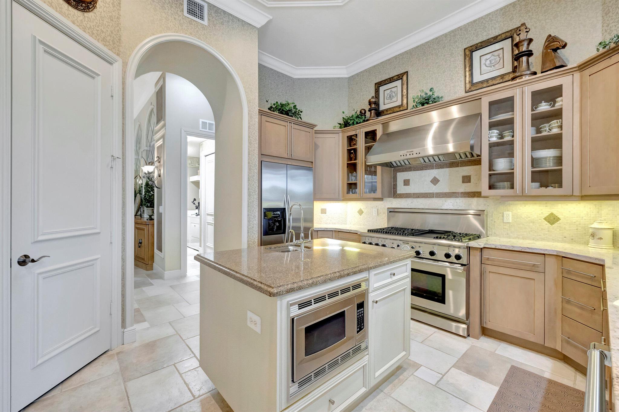 VERSAILLES - Residential