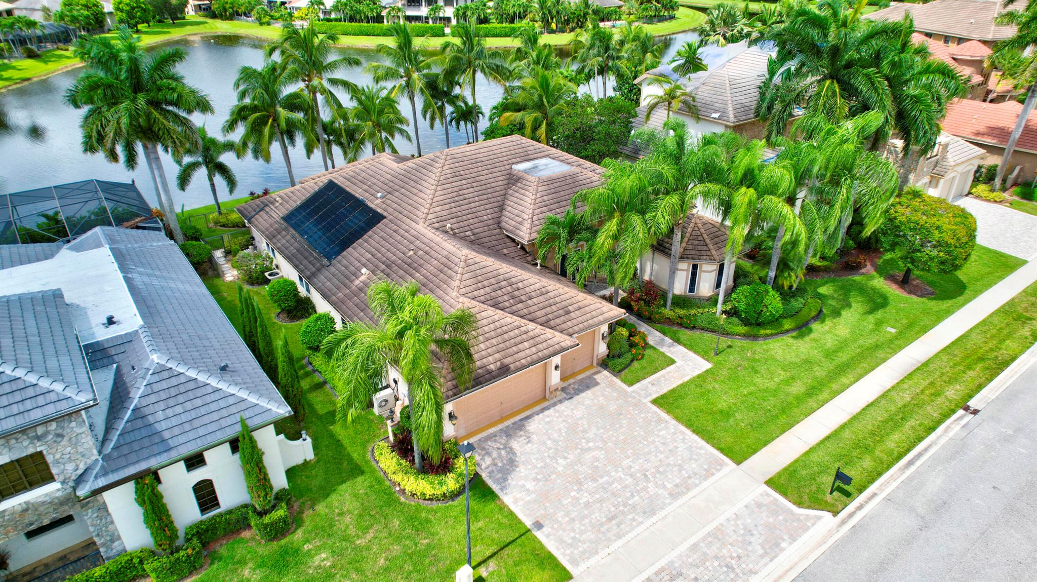 VERSAILLES - Residential