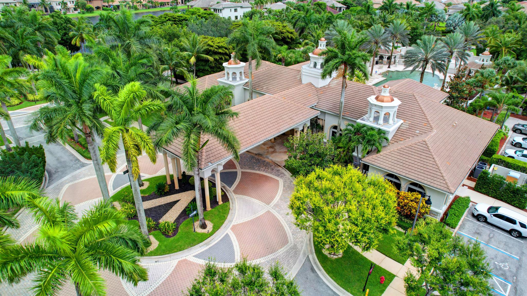 VERSAILLES - Residential