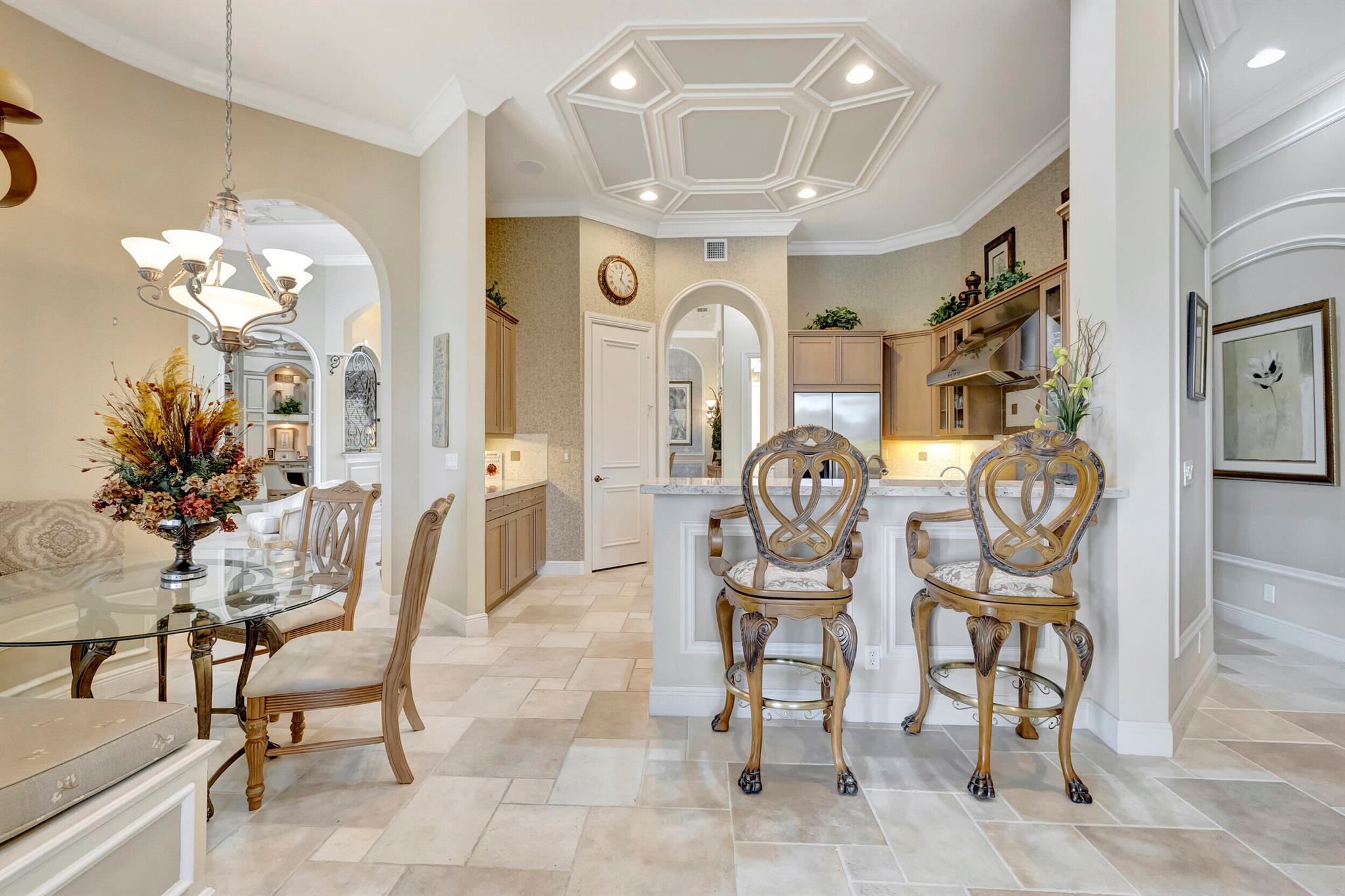 VERSAILLES - Residential