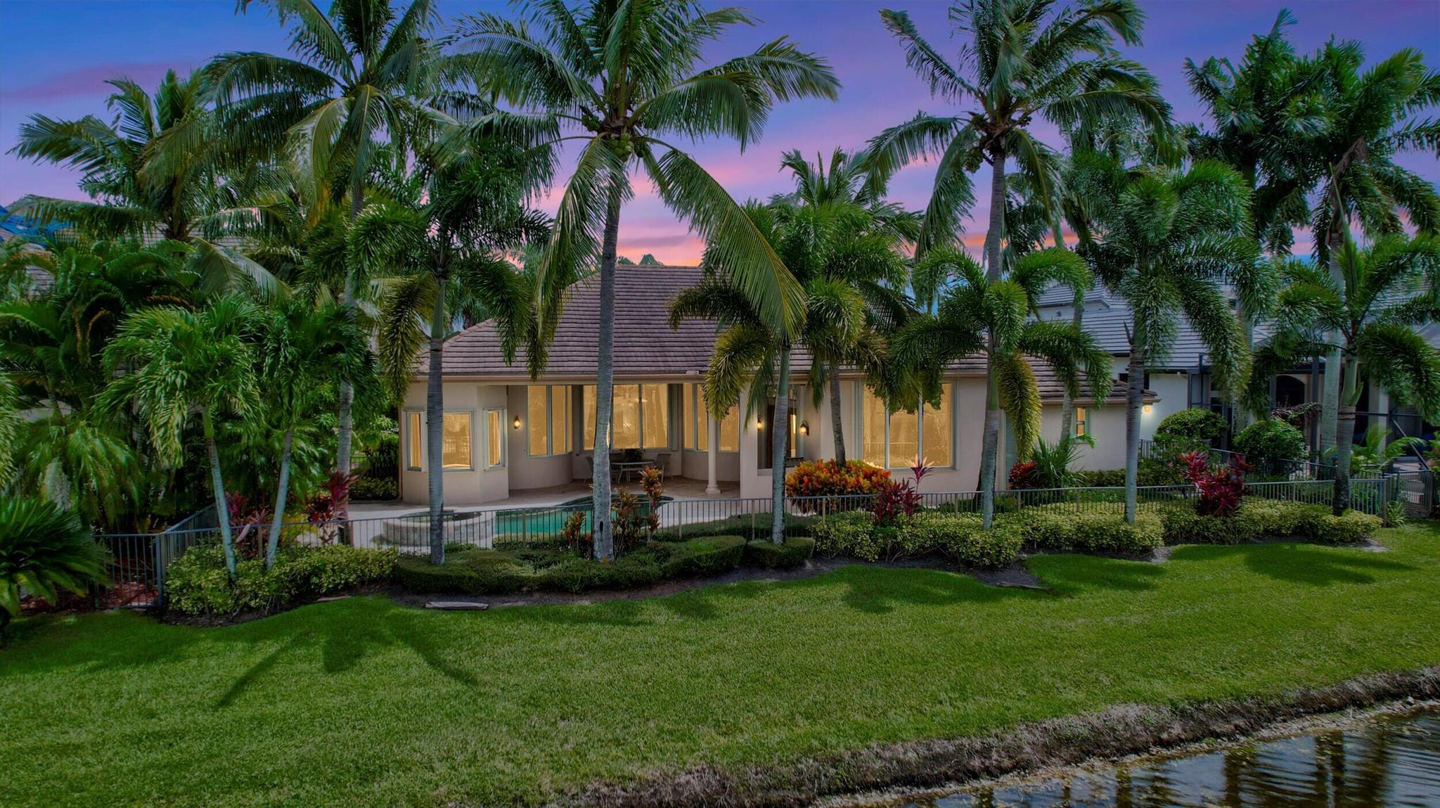 VERSAILLES - Residential