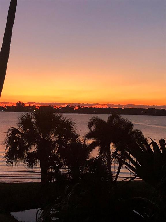 LAKESHORE COLONY I CONDO - Residential