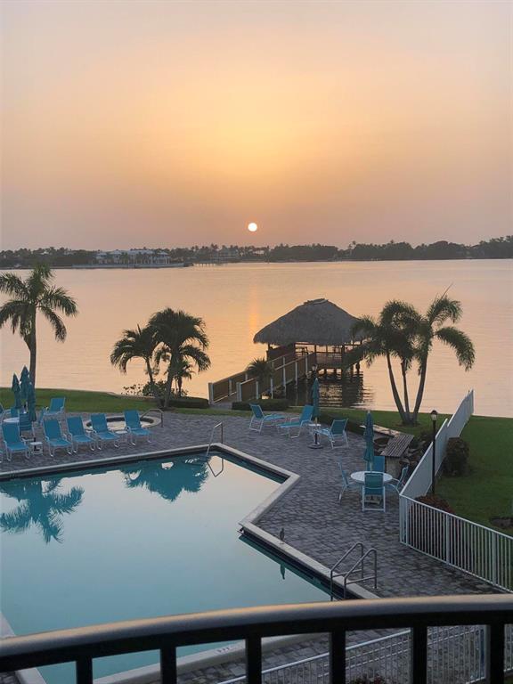 LAKESHORE COLONY I CONDO - Residential