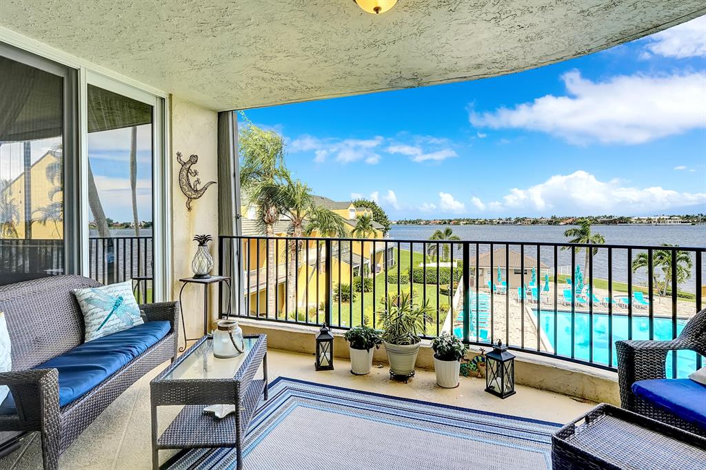 LAKESHORE COLONY I CONDO - Residential