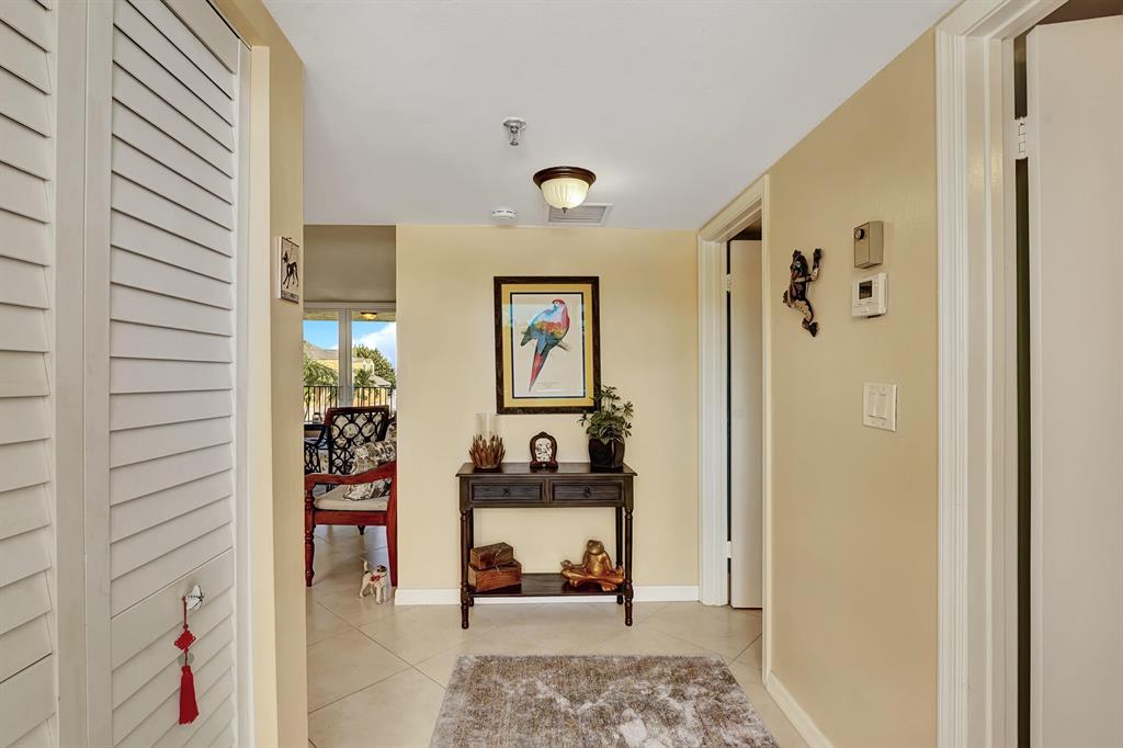 LAKESHORE COLONY I CONDO - Residential