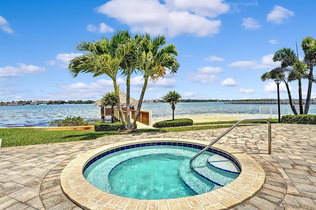 LAKESHORE COLONY I CONDO - Residential