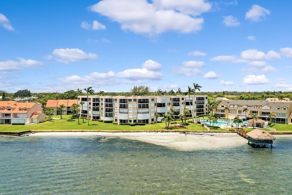 LAKESHORE COLONY I CONDO - Residential