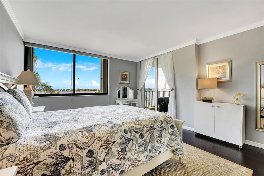 LAKESHORE COLONY I CONDO - Residential