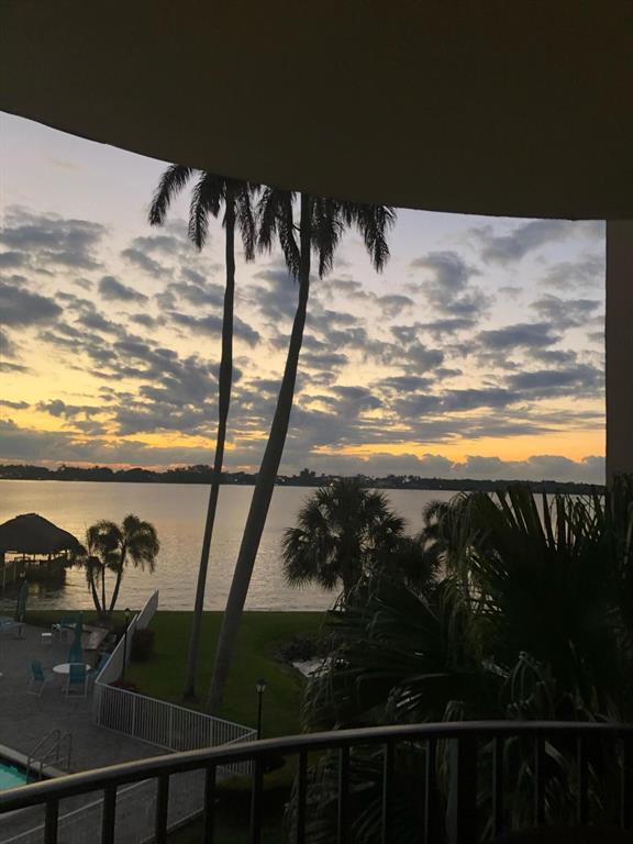 LAKESHORE COLONY I CONDO - Residential