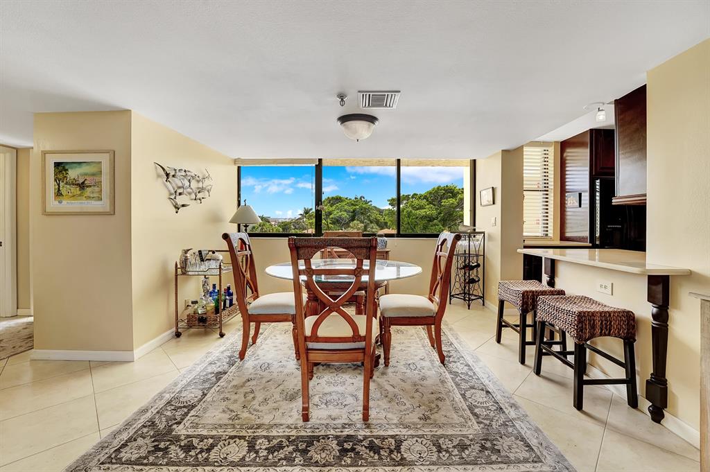 LAKESHORE COLONY I CONDO - Residential