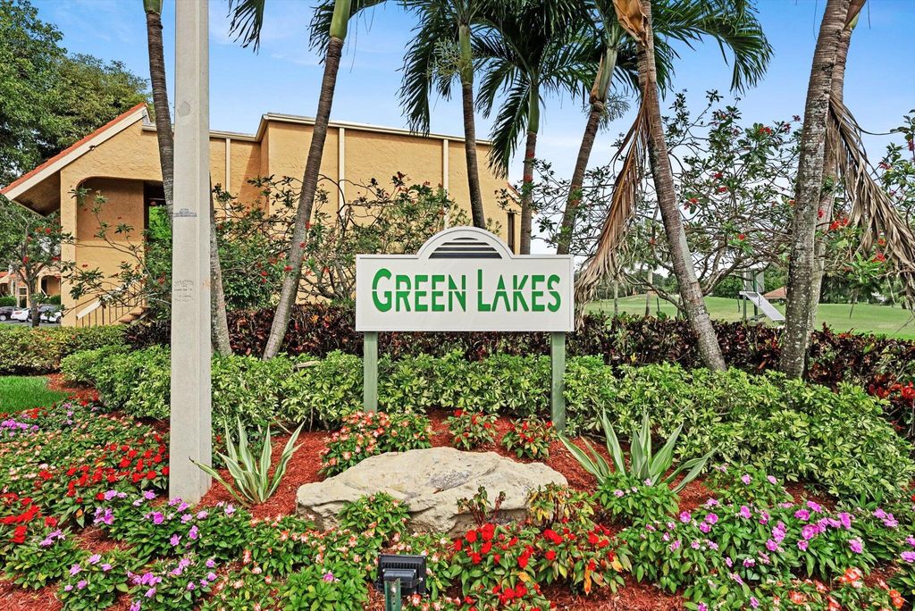 Photo of 11282 Green Lake Drive #204, Boynton Beach, FL 33437 (MLS # R11143160)