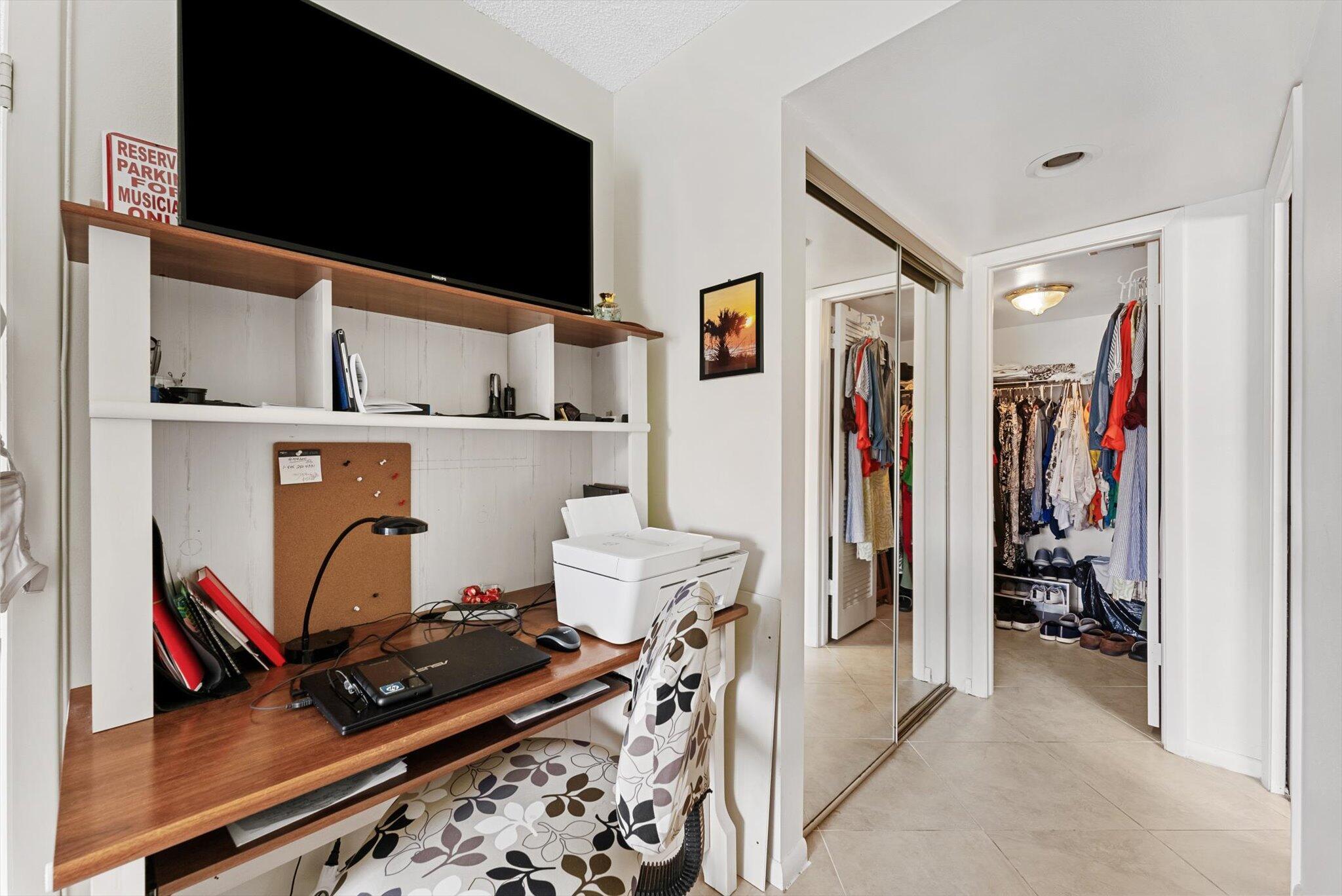 GREEN LAKES CONDO 1 THRU - Residential Lease