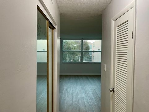 1401 NE 191st Street Miami FL 33179