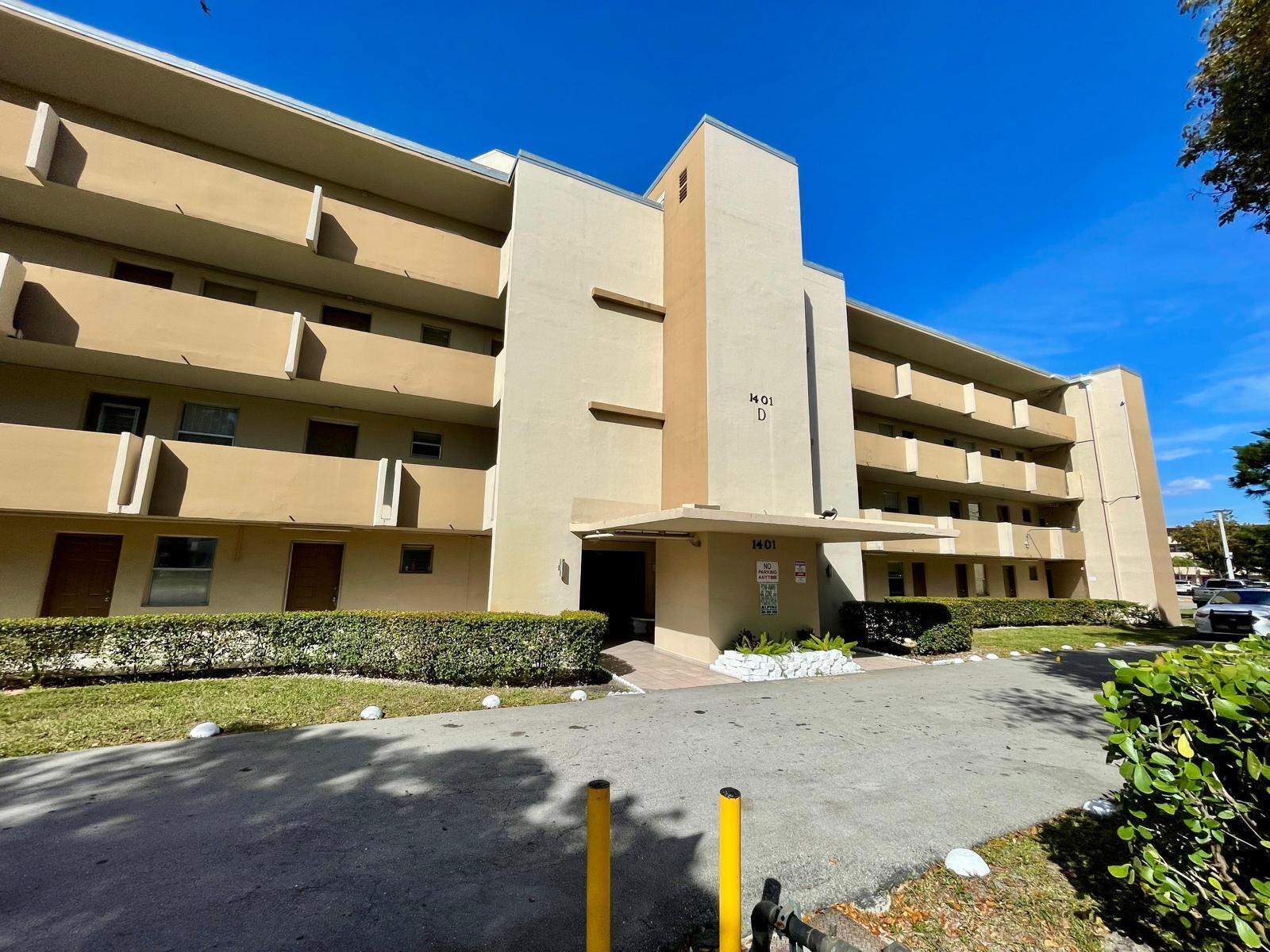 ROLLING GREEN CONDO D - Residential