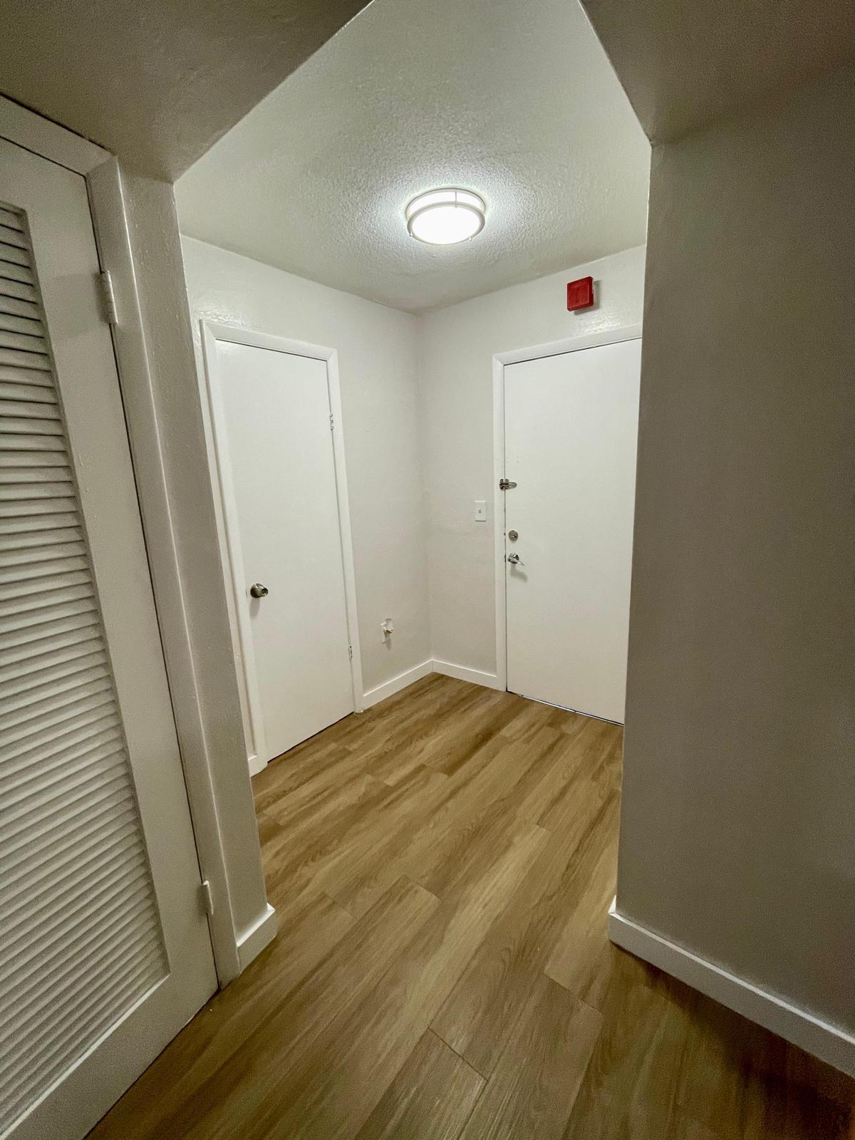 ROLLING GREEN CONDO D - Residential